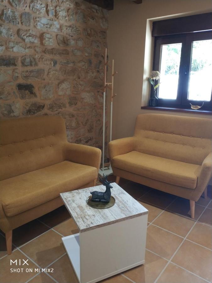 Apartamentos Rurales El Torneru Pilona Exterior photo